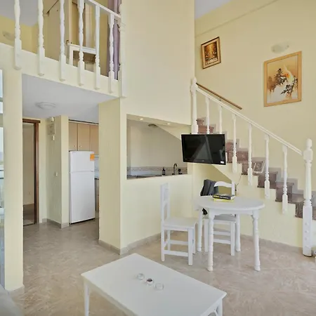 Skol A913 - Wa Apartmán *